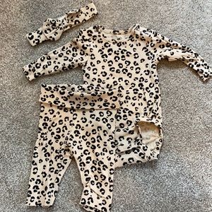 H&M newborn leopard set with headband